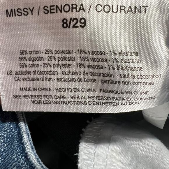 Vintage America Blues Boho Capri Embroidered Floral Jeans Size 8/29 - Picture 9 of 9